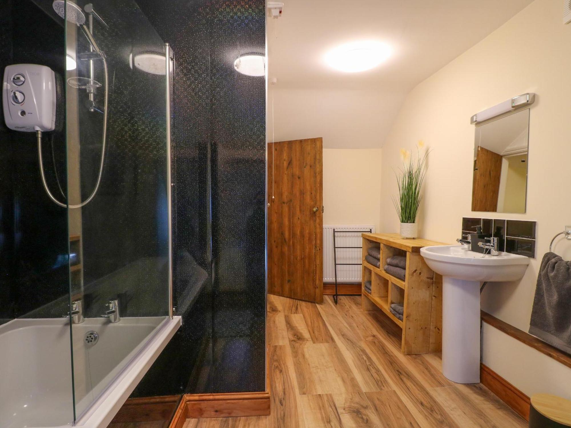 Rock Cottage マトロック エクステリア 写真
